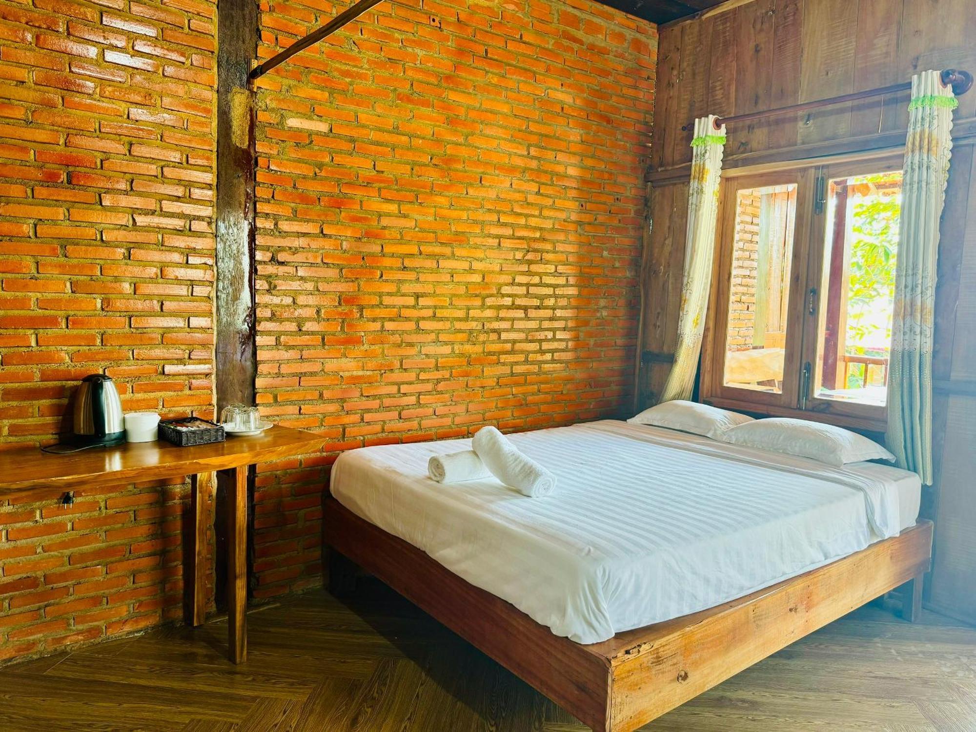 Lava Rock Viet Nam Lodge Anhfly Resort Nam Cat Tien Εξωτερικό φωτογραφία