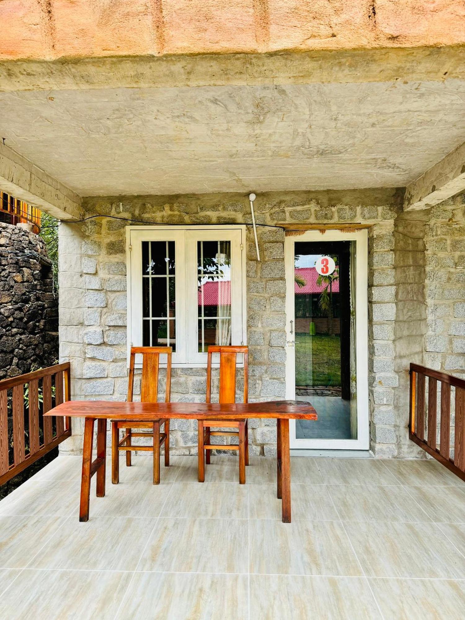 Lava Rock Viet Nam Lodge Anhfly Resort Nam Cat Tien Εξωτερικό φωτογραφία